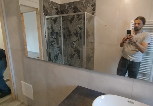 Mobile bagno in rovere realizzato su misura